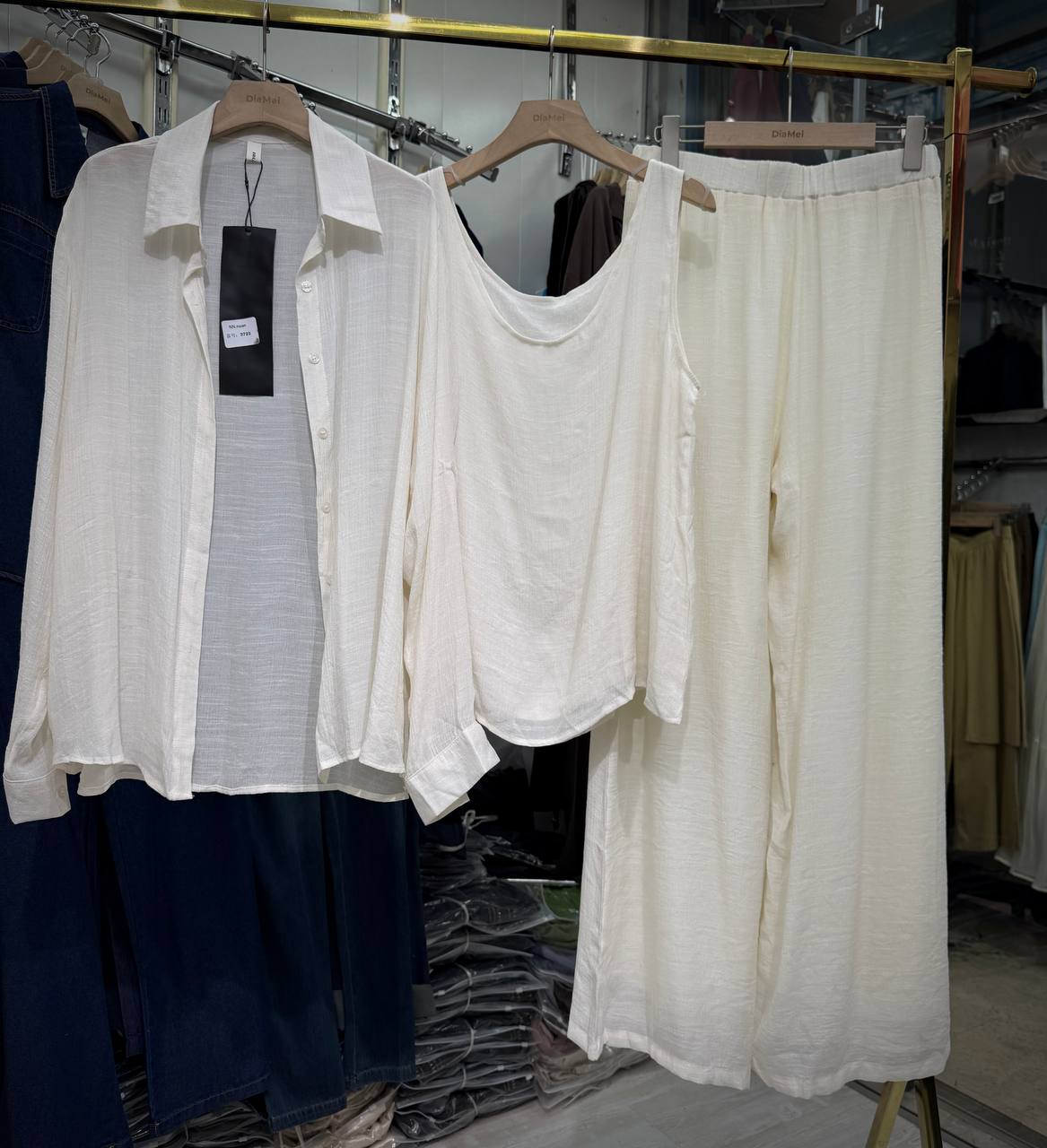 Костюм-тройка из муслина