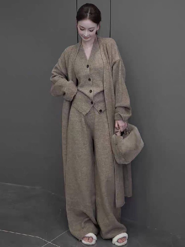 Тройка из Ан...