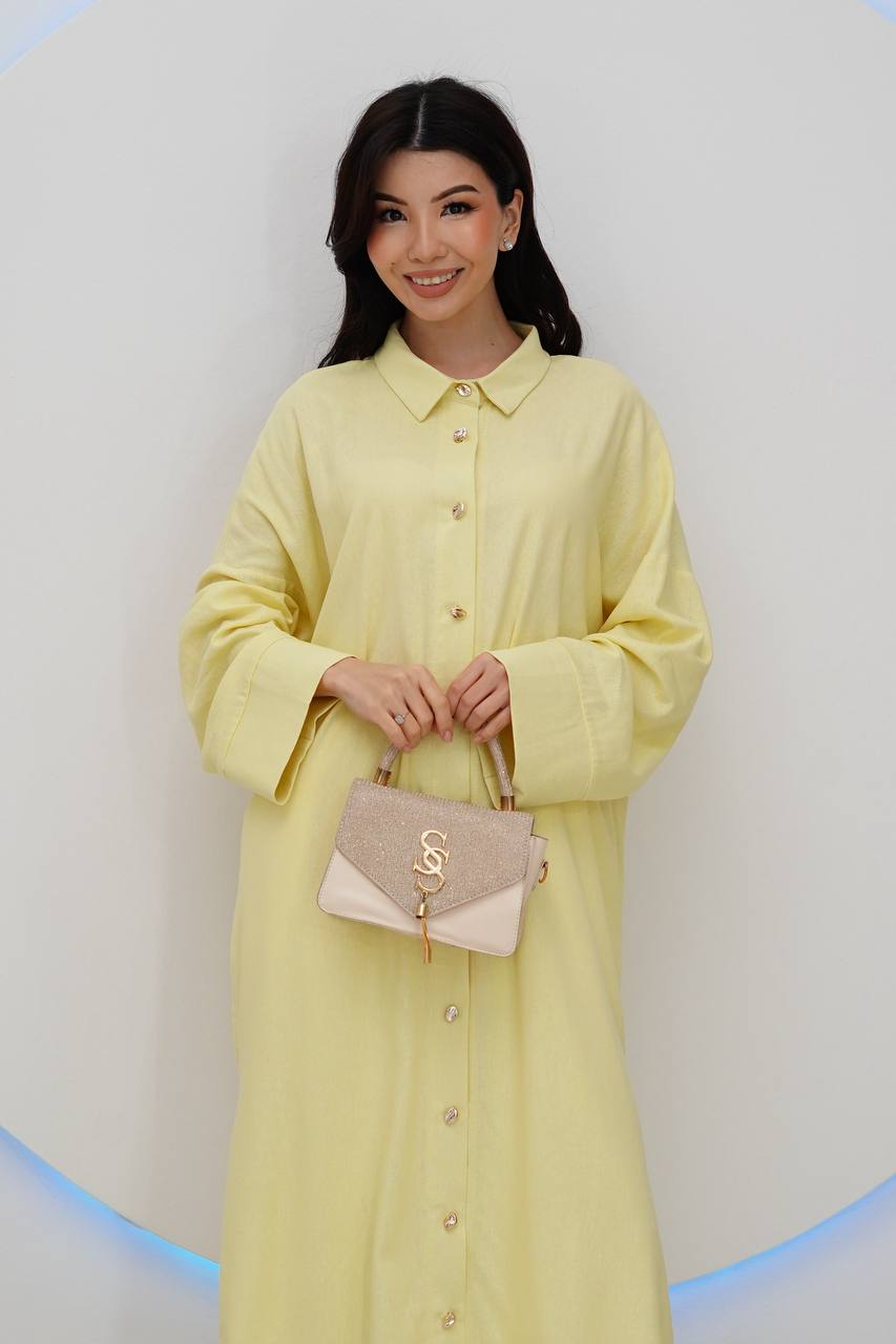 Новинка!
Свободный рубашечный костюм в стиле oversize —...