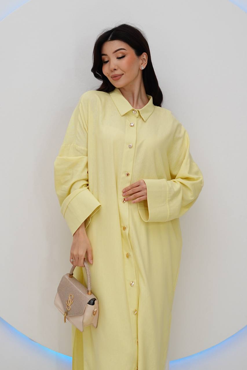 Новинка!
Свободный рубашечный костюм в стиле oversize —...