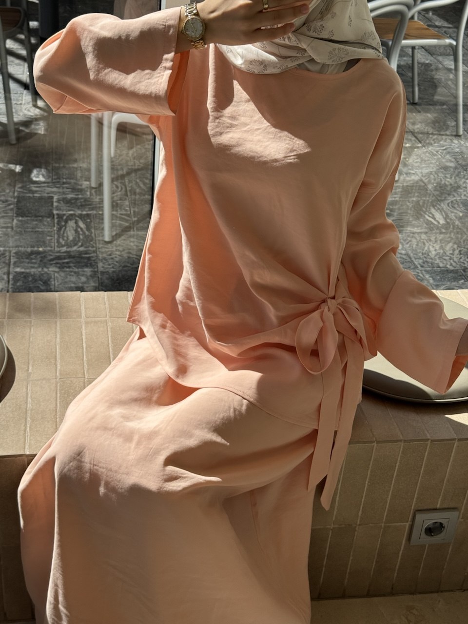 Размер: стандарт 44-48
Ткань: варенный купра
Цена: 1450...