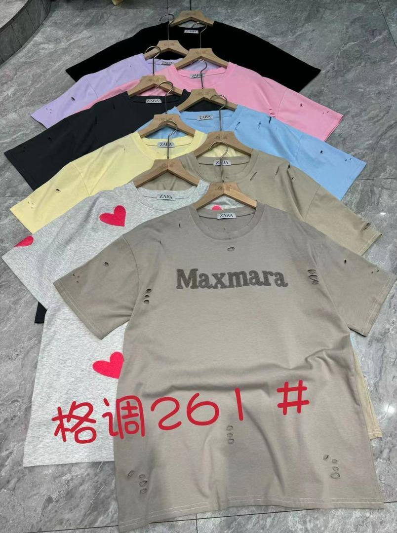 Платье
S M размер
200штук-+
Цена 240