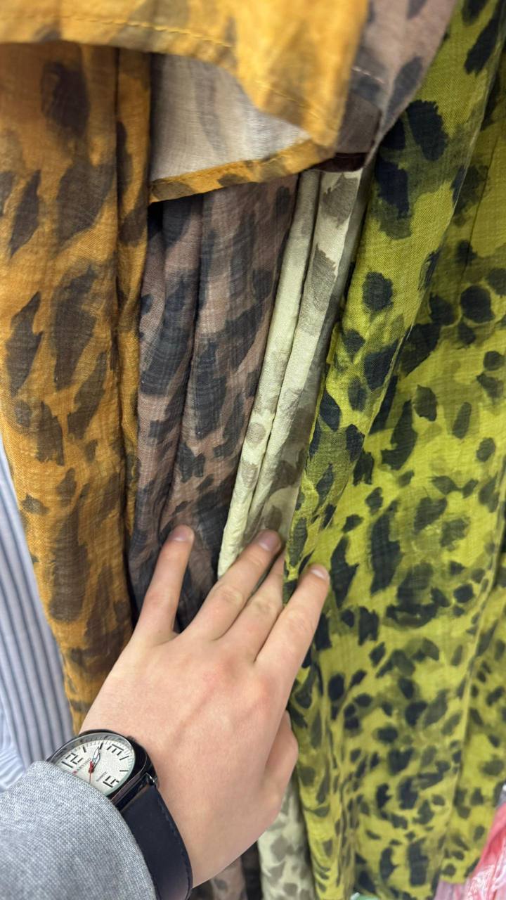 Привозной 🇨🇳
Штук 100-+
Цена 670 сом