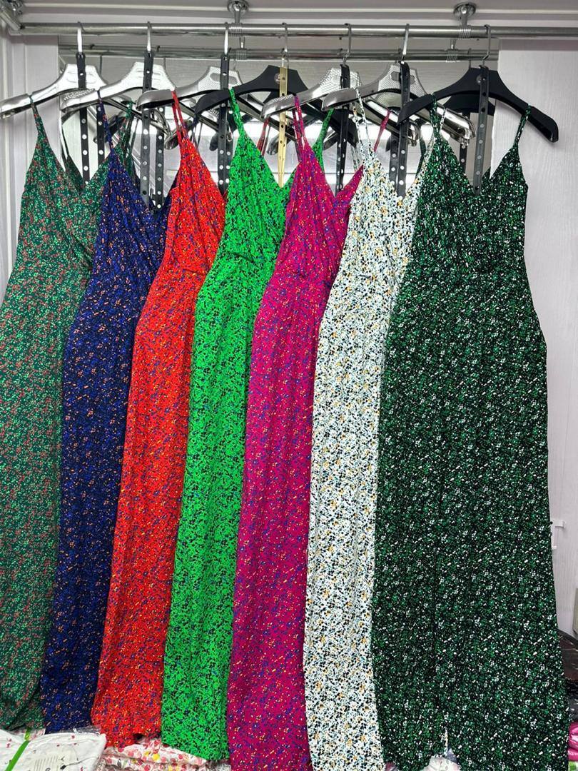 Комбез Штапель
42-48размер
100штук-+
Цена 190