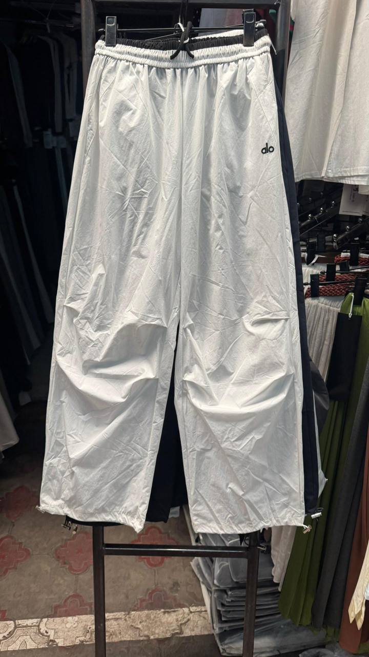 Привозной 🇨🇳
Штук 200-+
Цена 420