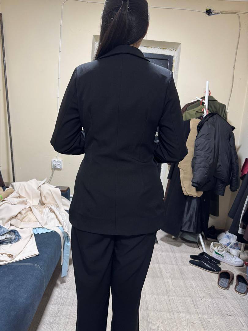 Ткань Зара 
Количество 190шт
Размер 42-44
Цена 480сом