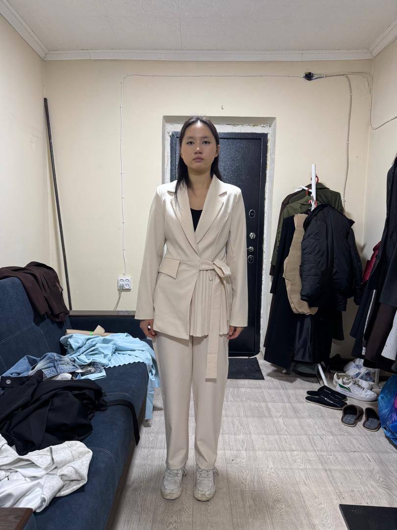 Ткань Зара 
Количество 190шт
Размер 42-44
Цена 480сом