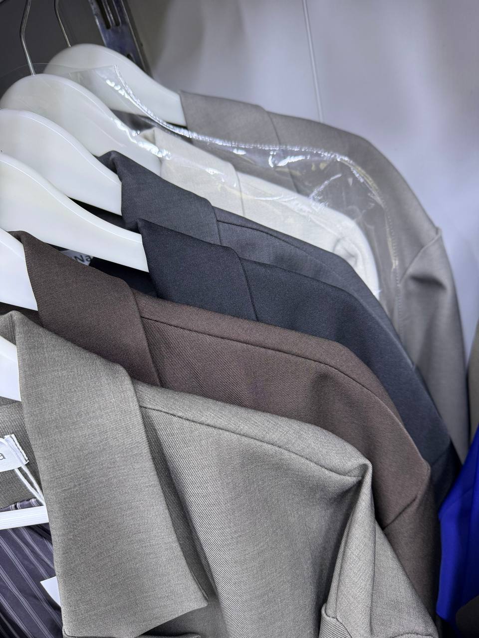 Оверсайзный пиджак — стильная база для современных обра...