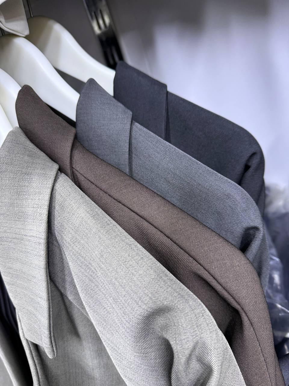 Оверсайзный пиджак — стильная база для современных обра...