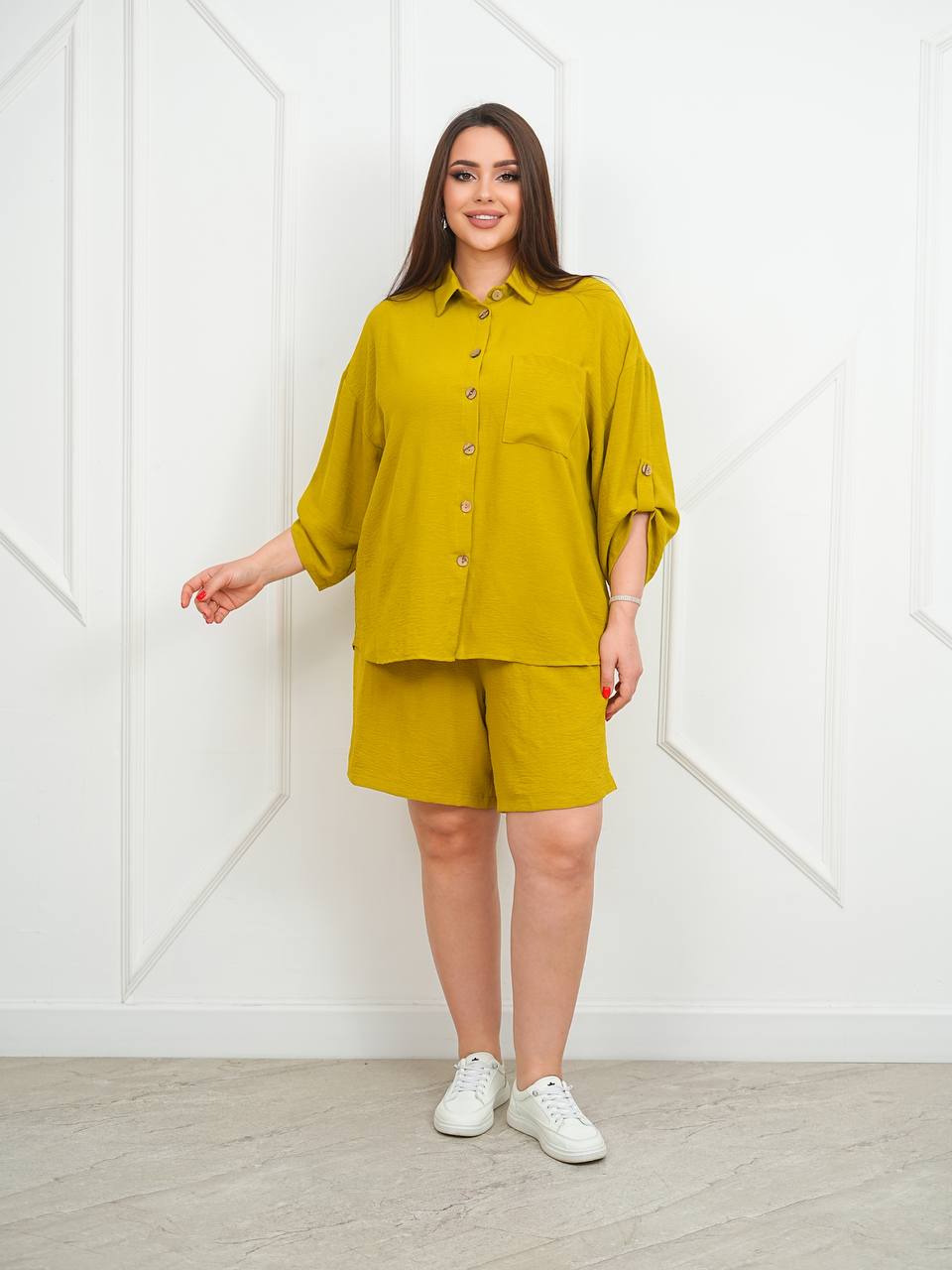 Получили костюм 
Рубашка + шорты 
Размерный ряд 50-52-5...