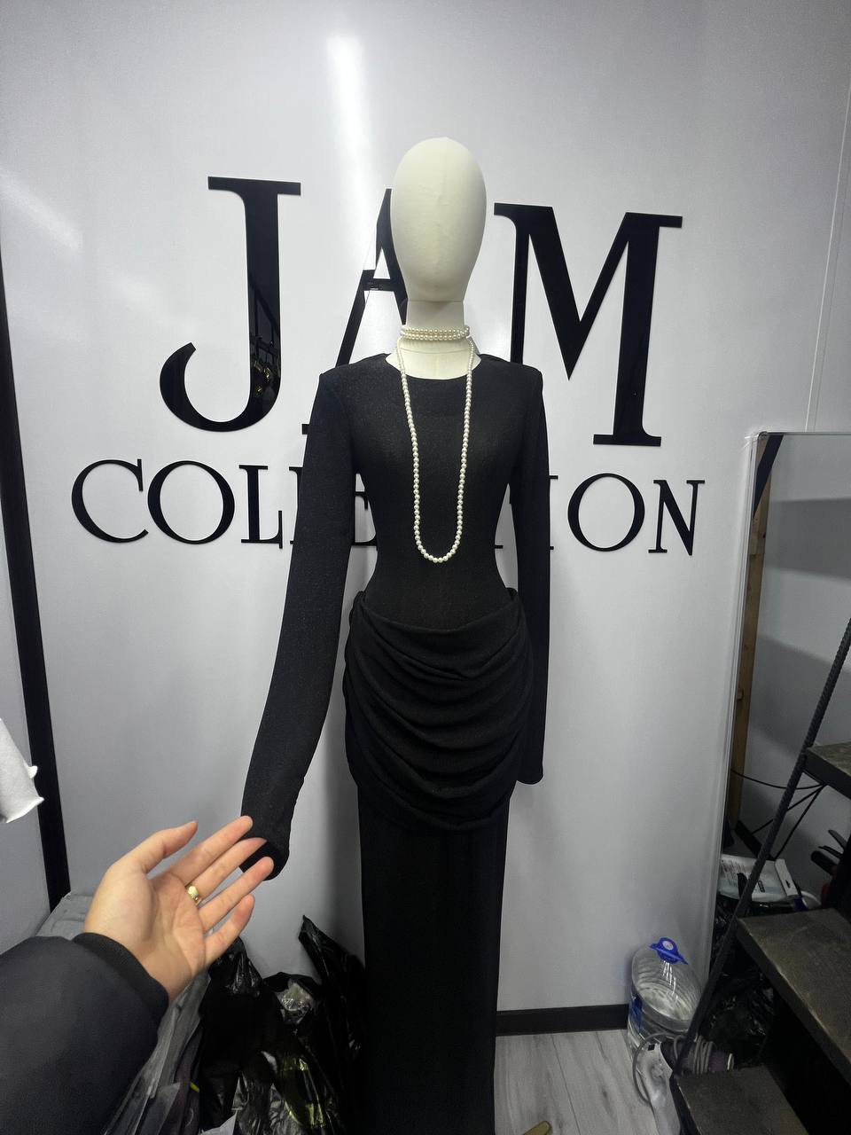 ПЛАТЬЕ «ЭФФЕКТ СИЛУЭТА»