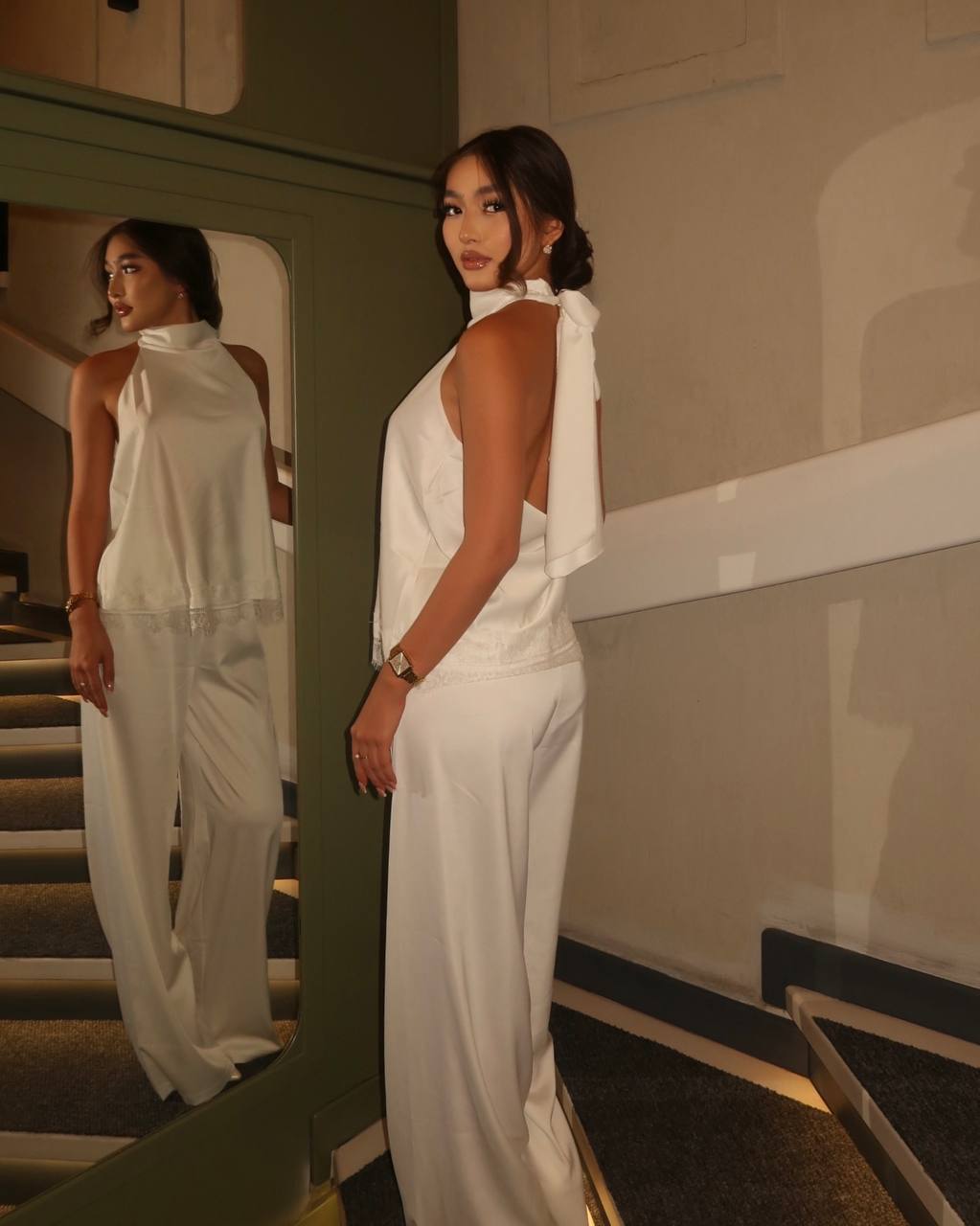 Комплект с открытой спинкой