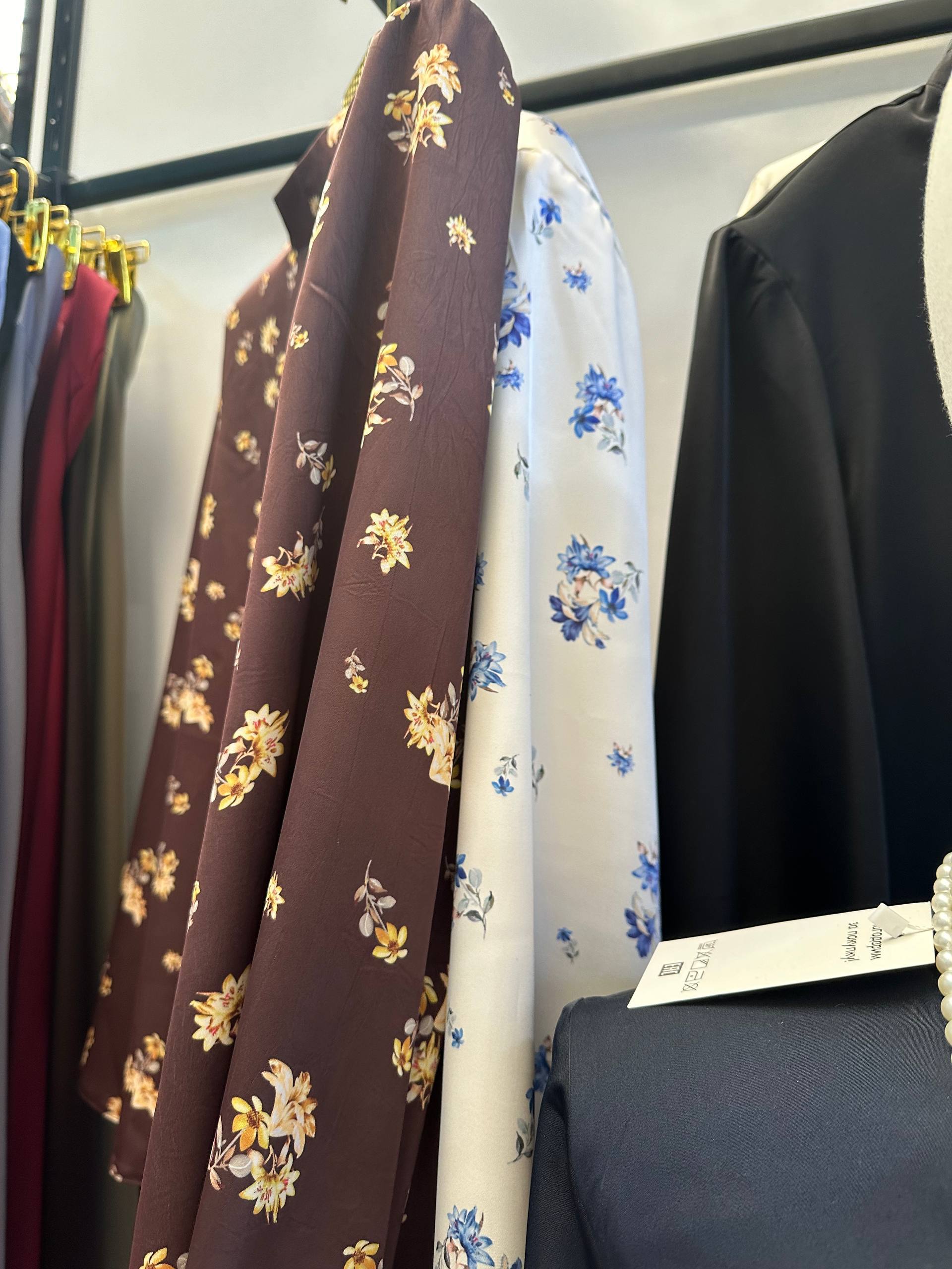 Элегантная двойка
Свободный верх и юбка макси создают у...