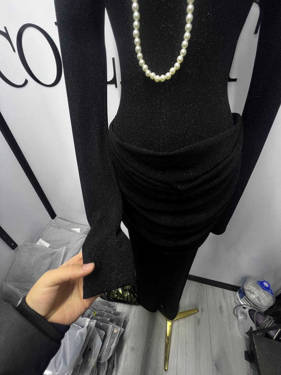 ПЛАТЬЕ «ЭФФЕКТ СИЛУЭТА»