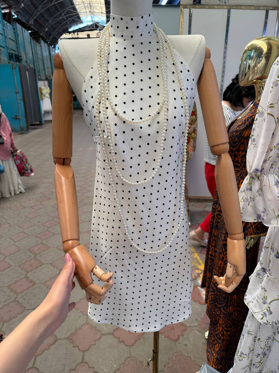 Твоя новая любовь на лето
Лёгкое платье идеально садитс...
