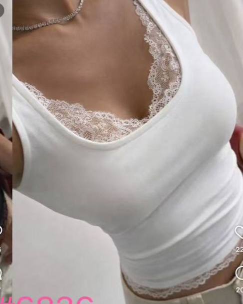 Новинки❤️
Майки с кружевными вставками❤️
Нежные и краси...