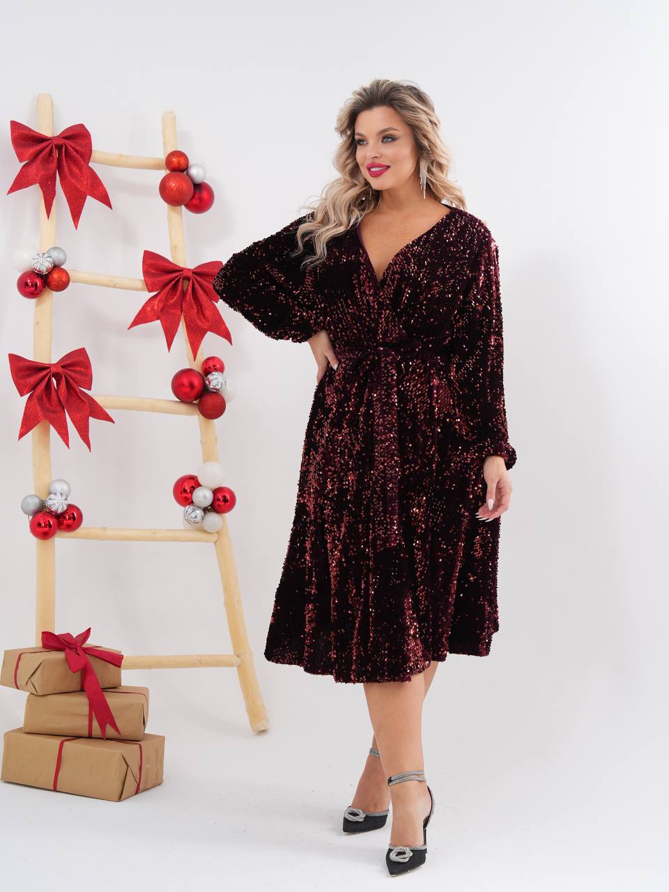 Платье из па...