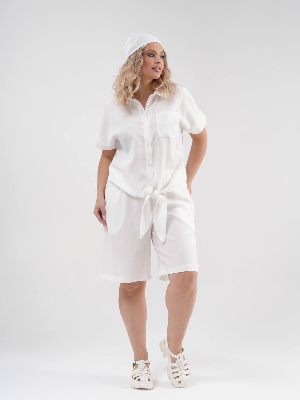 Двойка с шор...