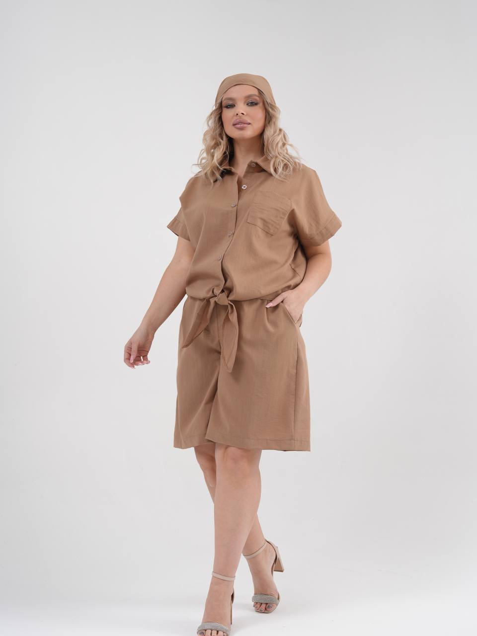 Двойка с шор...