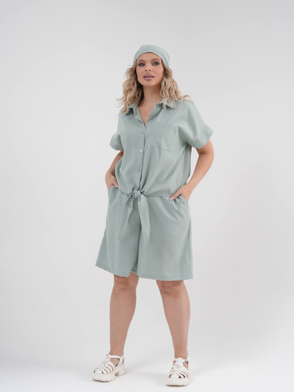 Двойка с шор...