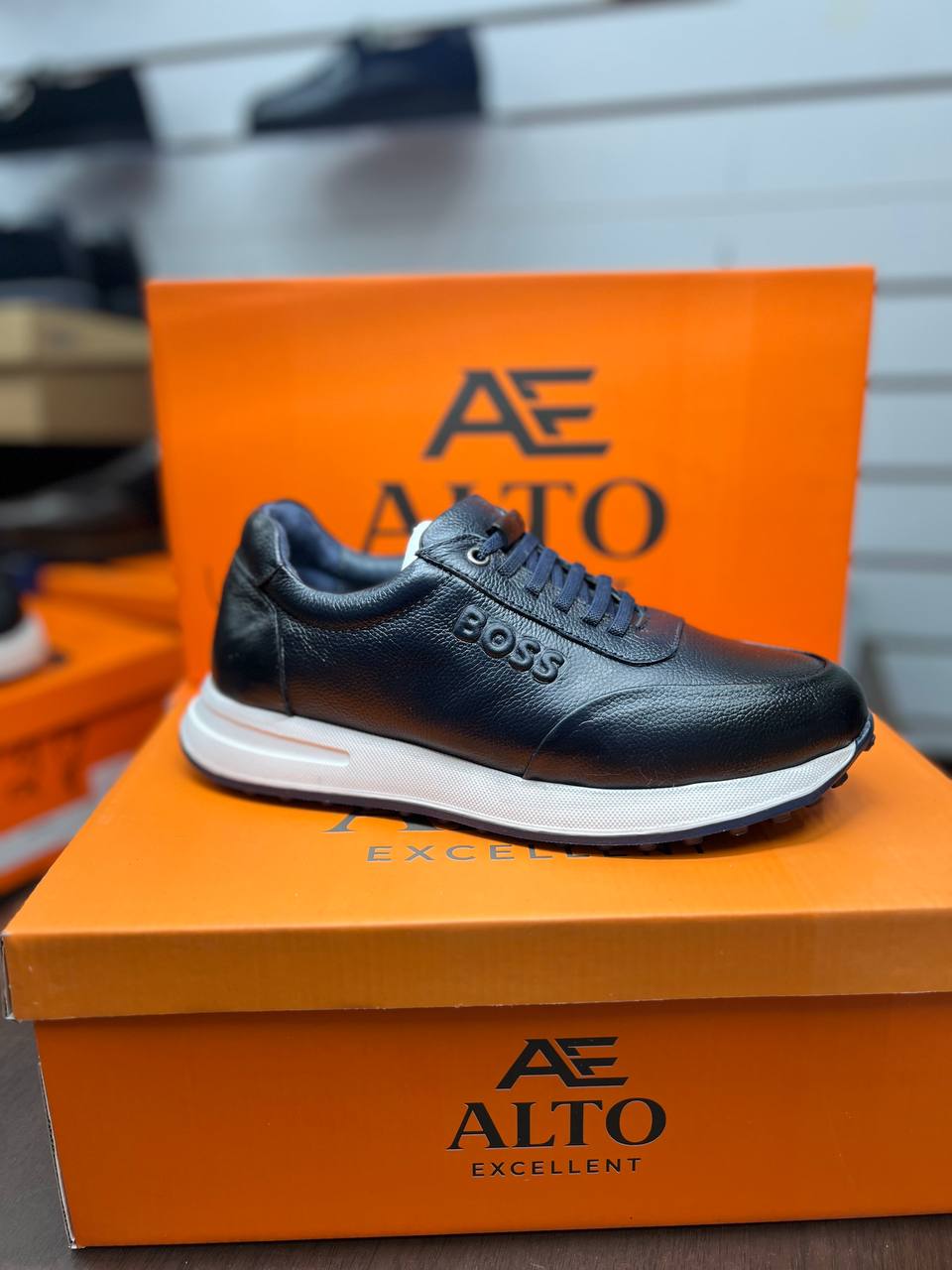 Кроссовки Boss
Размеры 39-43
Узбекистан