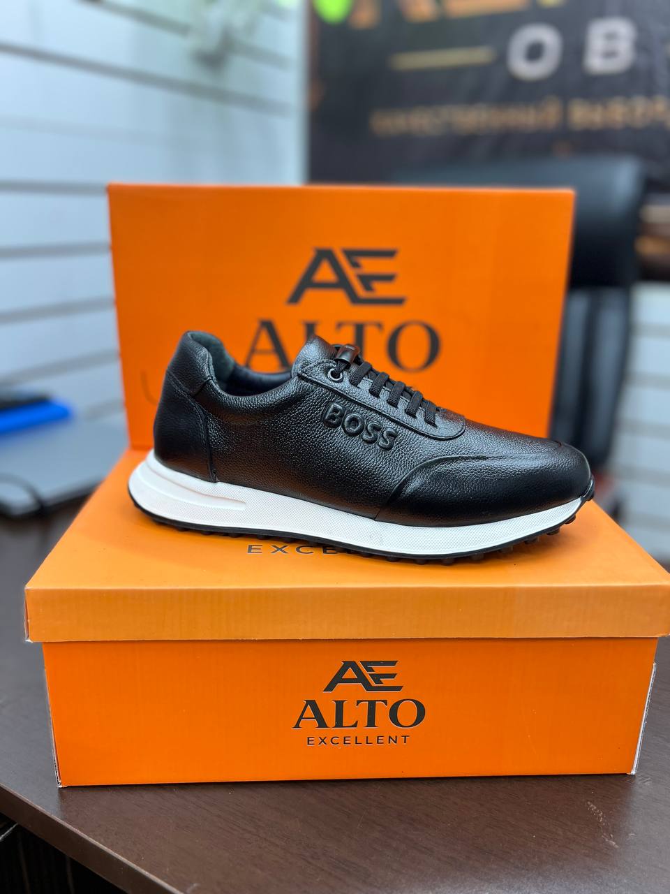 Кроссовки Boss
Размеры 39-43
Узбекистан