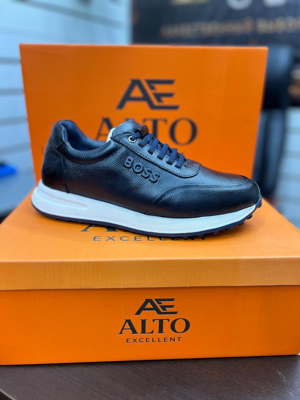 Кроссовки Boss
Размеры 39-43
Узбекистан