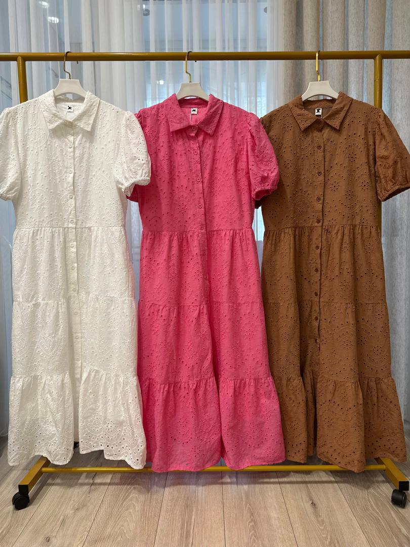 Платье 👗 
Количество 1000 шт +- 
Размеры стандарт 
Цена...