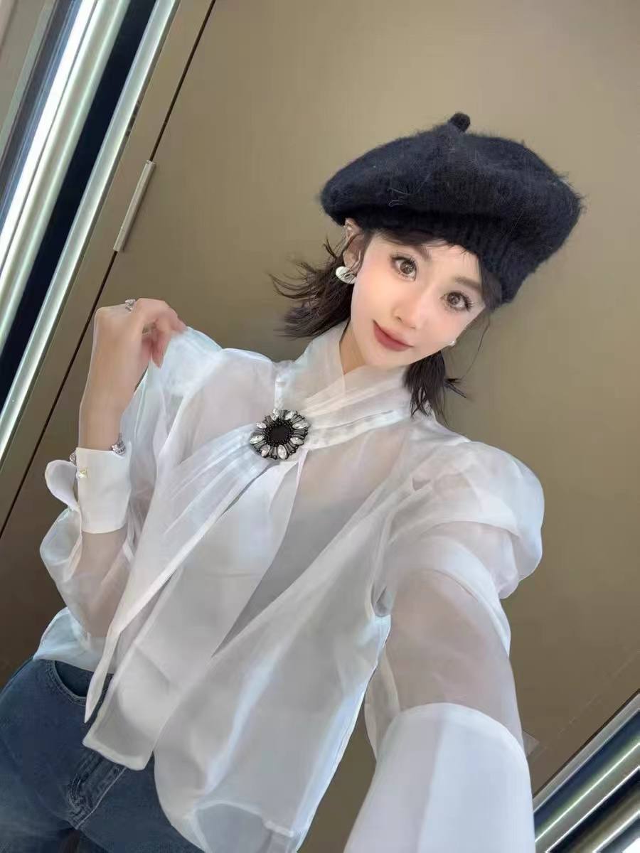 Нежная блуза...