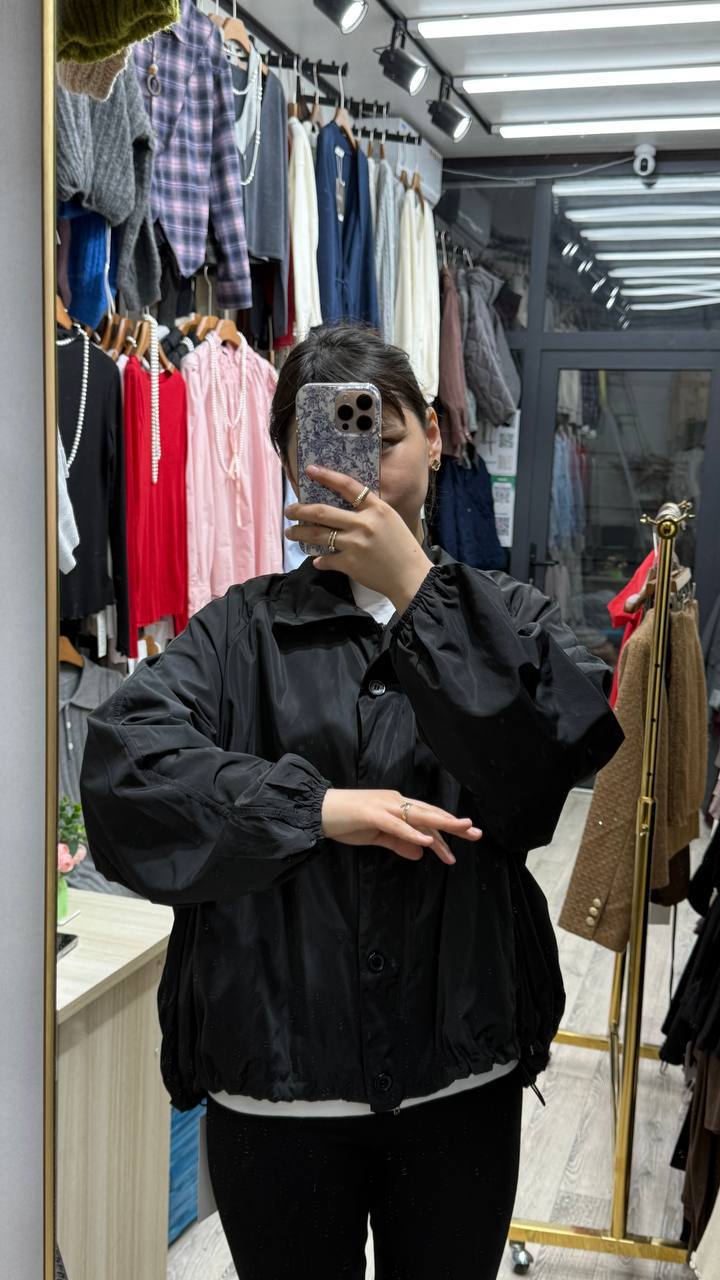 Бомбер 🔥
Размер: М L
Цена:1600сом