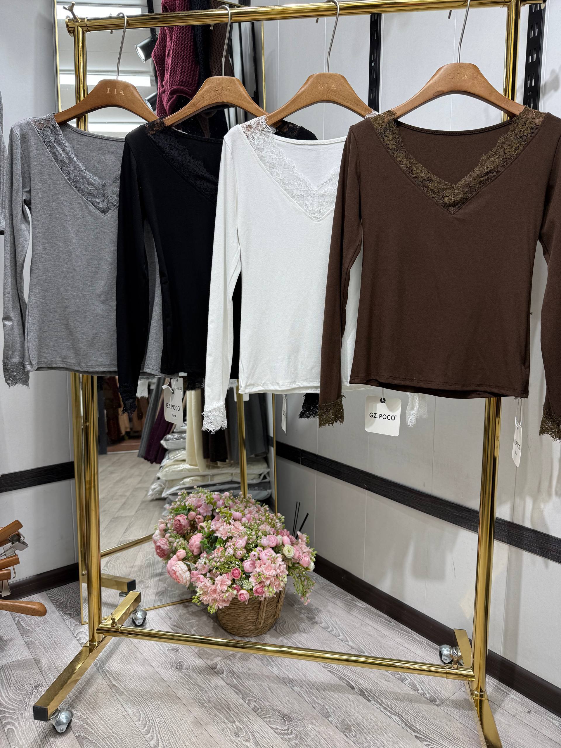 Лонгслив 🔥
Размер:стандарт 
Цена:500сом