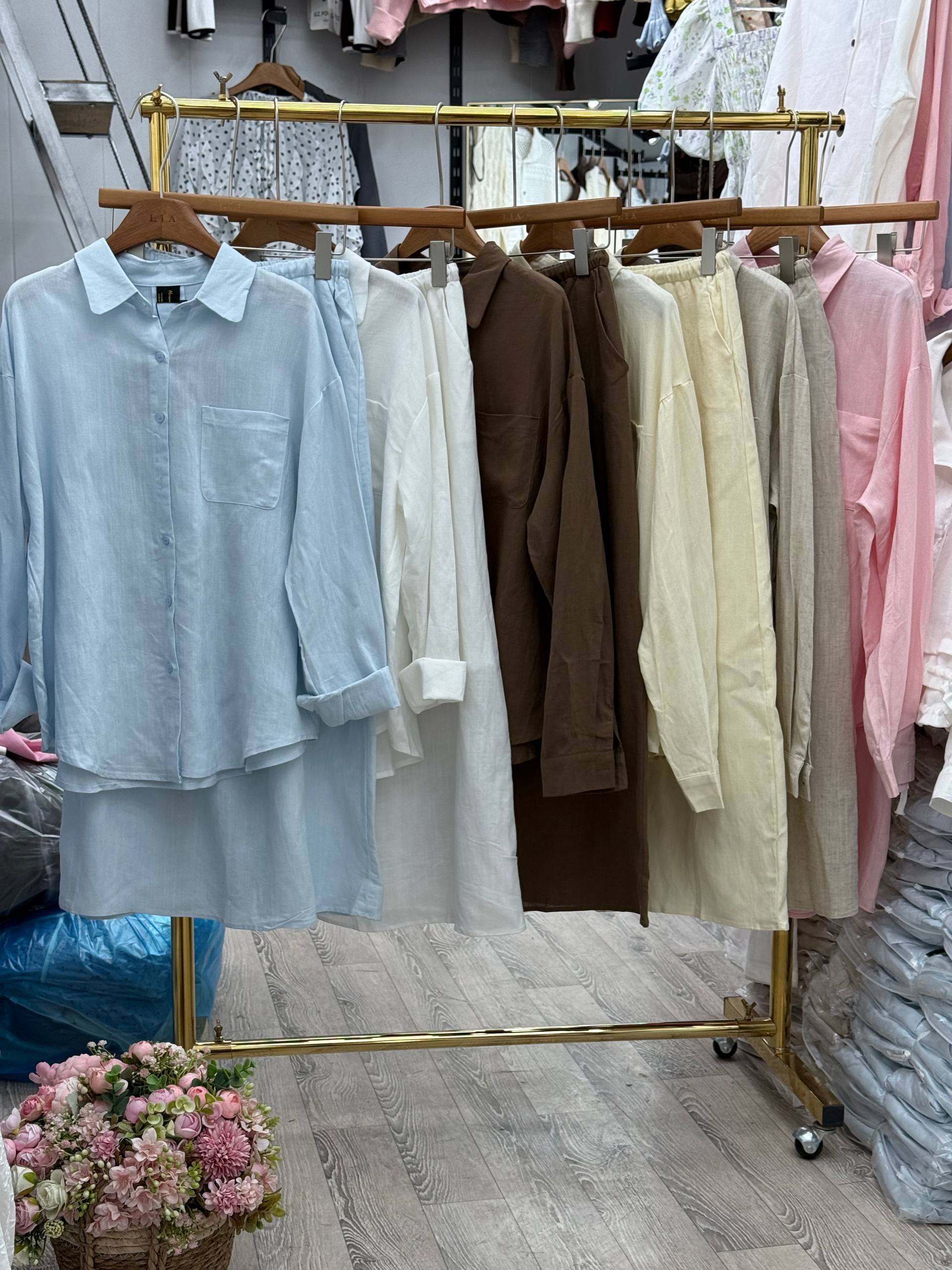 Стильная льняная двойка с юбкой из 100% натурального ль...