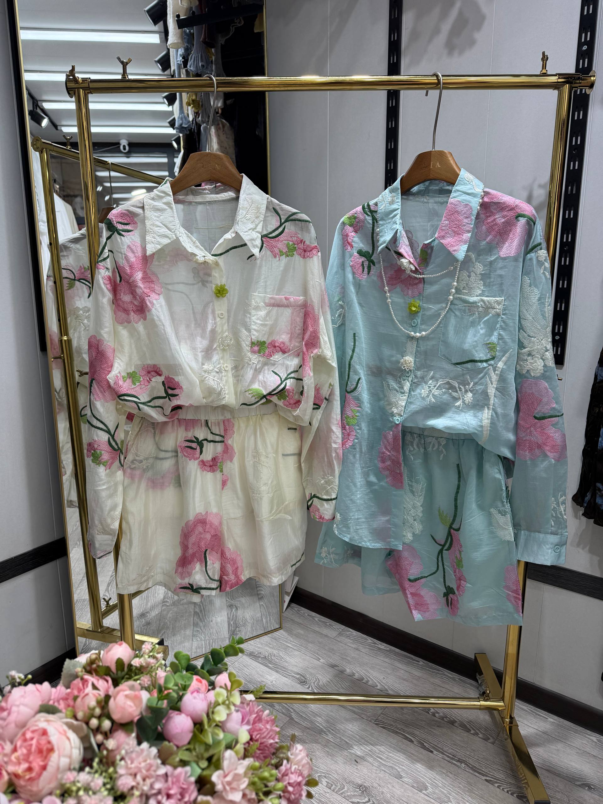 Новинка 💐
— Нежная двойка с шортами для летнего настрое...