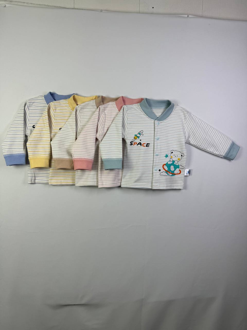 Кофточка  
А...