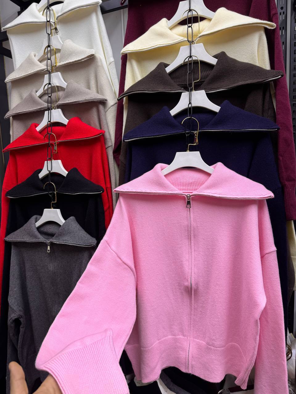 Свитер с вор...