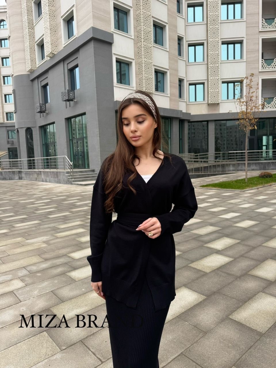 Получили повтор 😍
Трикотажная двойка с прямой юбкой и ш...