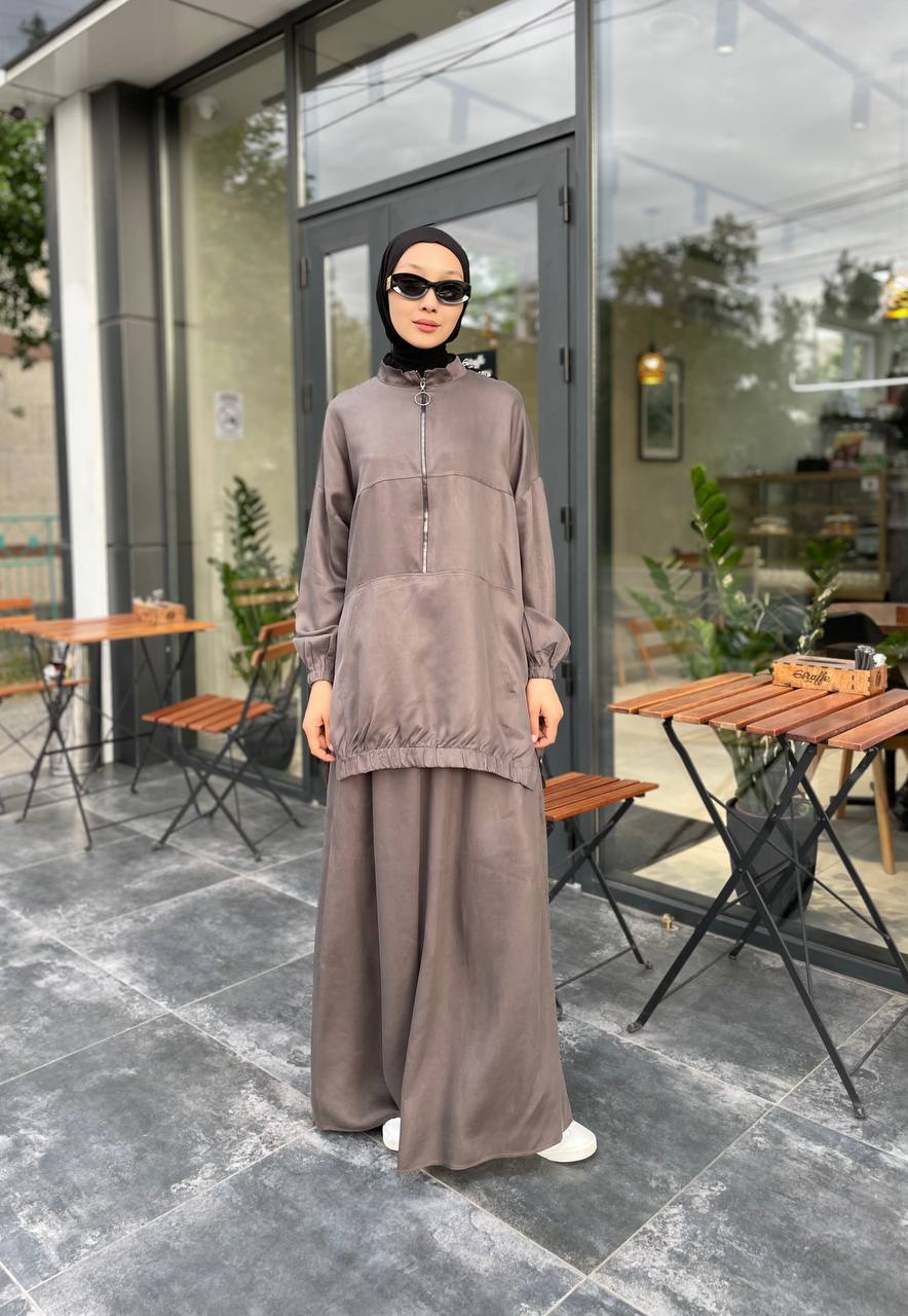 Снова в наличии 
Практичная удобная на весну и на лето ...