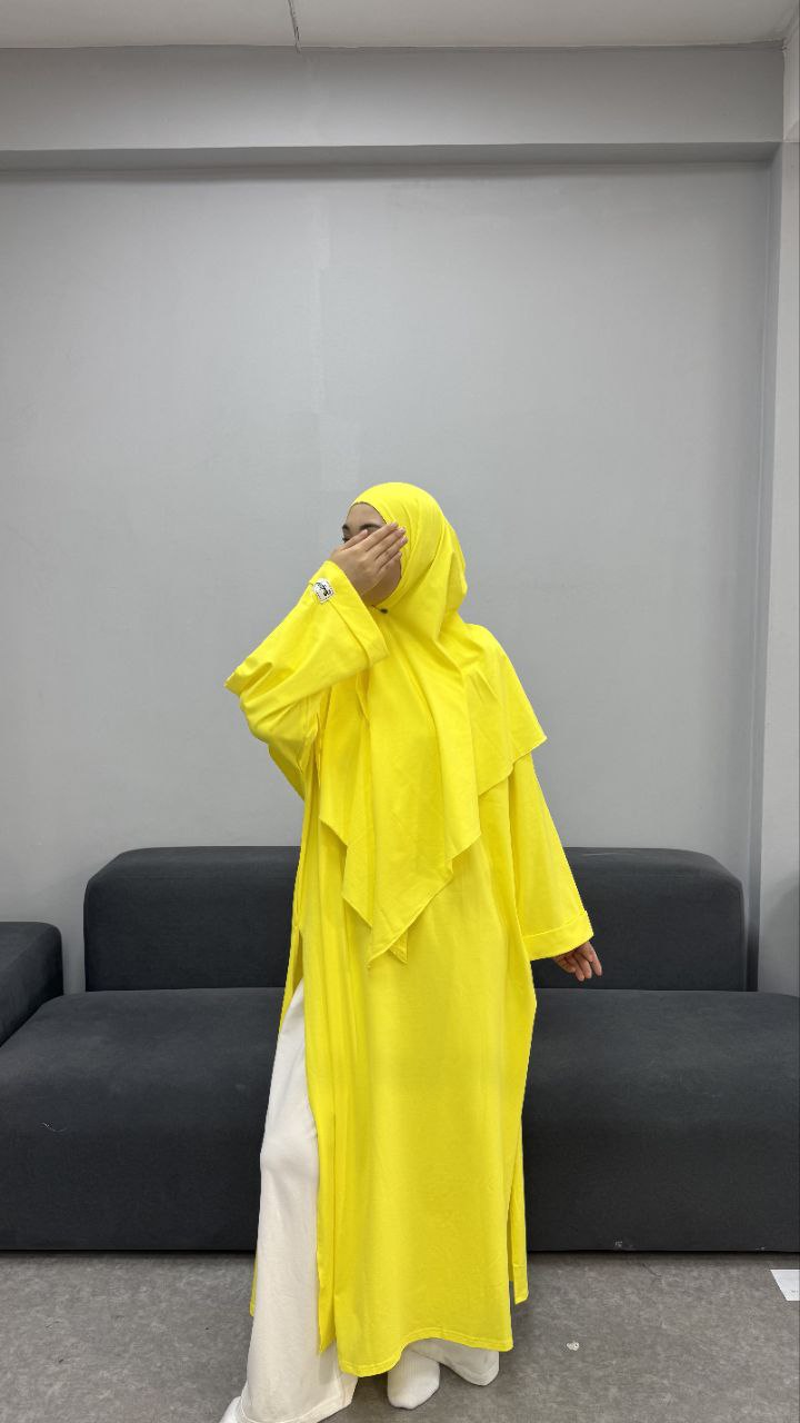 Тройка 
Туника + брюки +косынка
Ткань : Турецкий супрем...