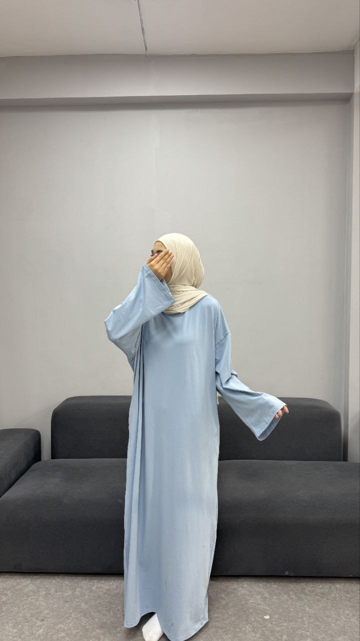 Базовое платье 
Ткань : Турецкий супрем
Размер : 44-52
...