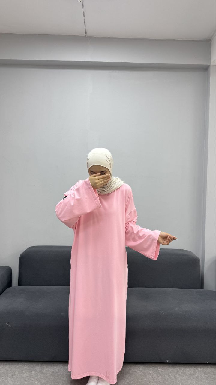 Базовое платье 
Ткань : Турецкий супрем
Размер : 44-52
...