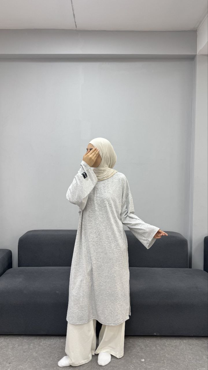 Двойка 
Туника + брюки 
Ткань : Турецкий супрем
Размер ...