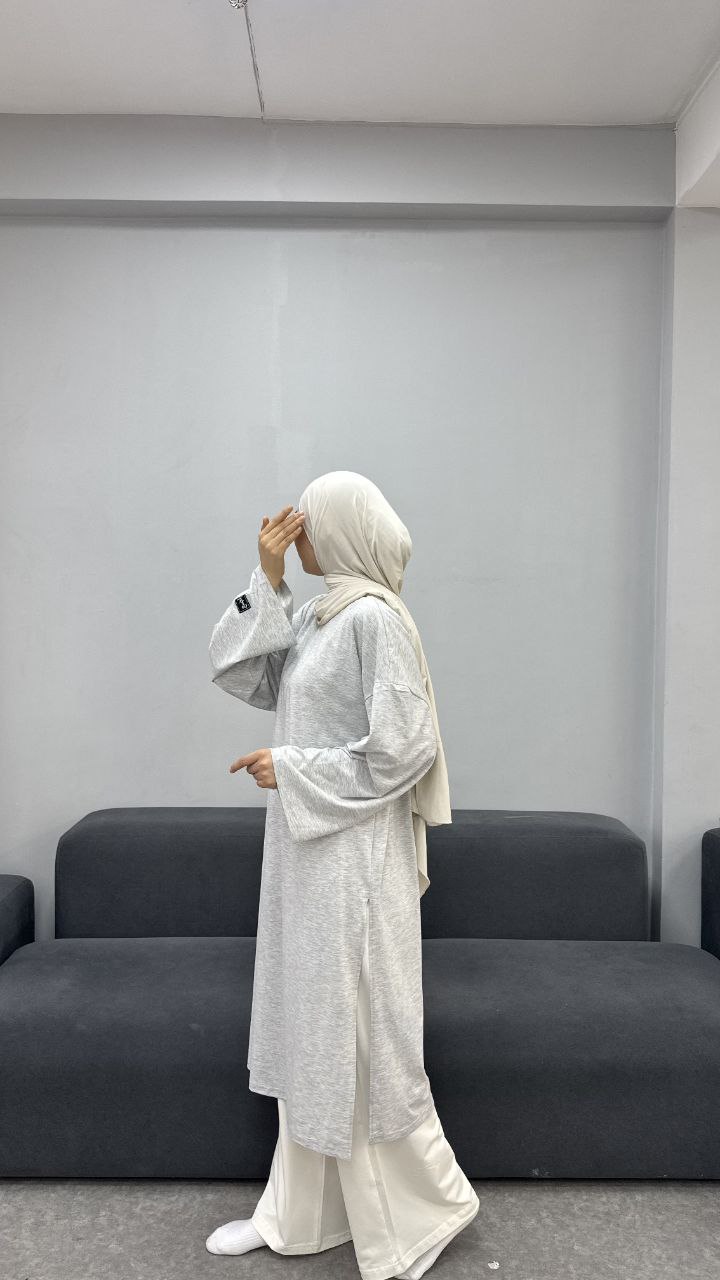 Двойка 
Туника + брюки 
Ткань : Турецкий супрем
Размер ...