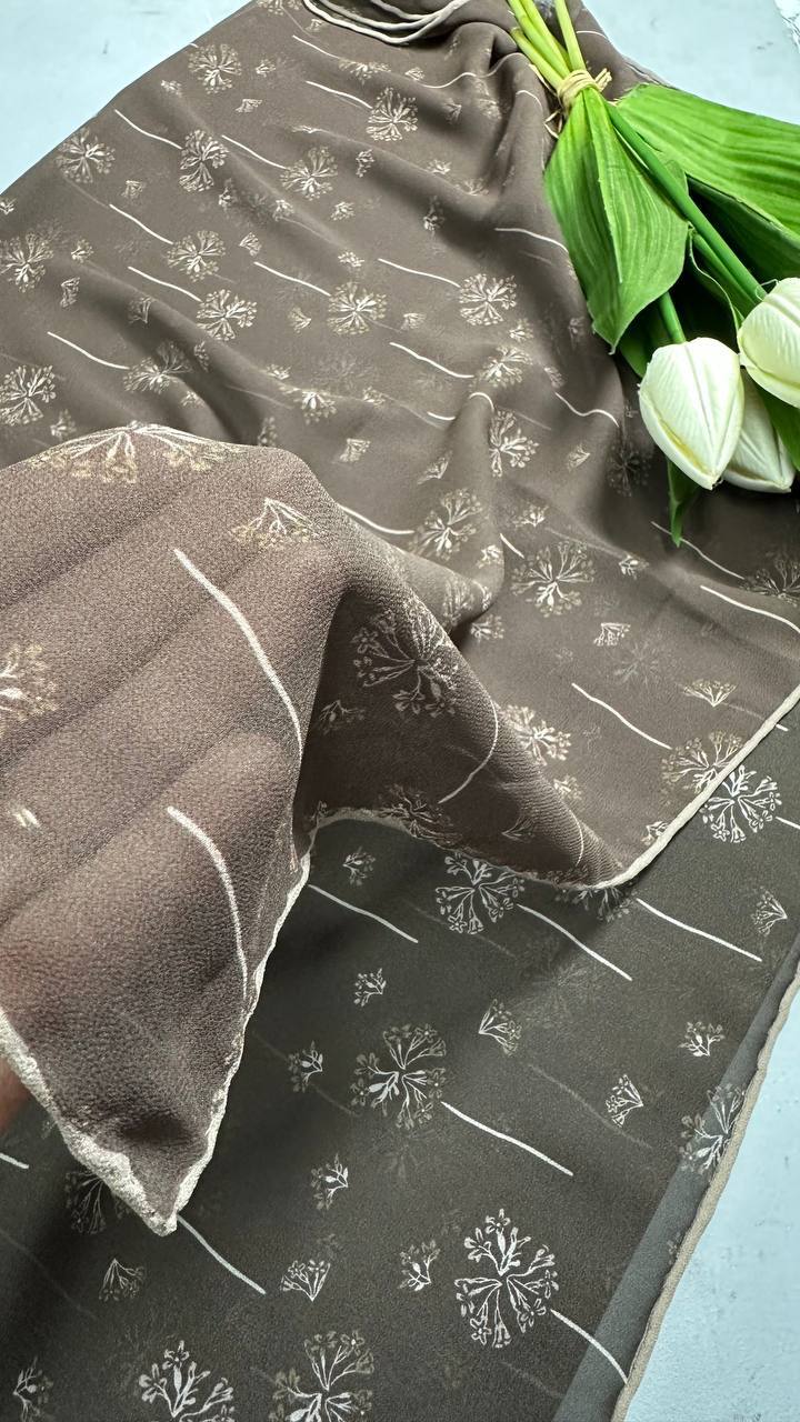 Новинки к сезону 🌷
Шарфы Жоржет с ручной подгибом 🧣
Раз...