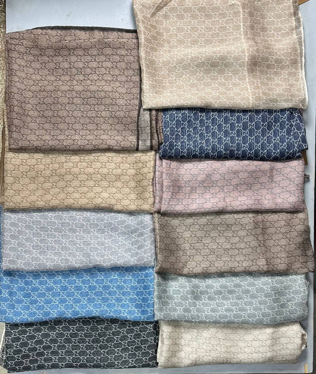 Палантин тонкий шарф Жоржет подбренд ☝️
Размер 180/70 📏...