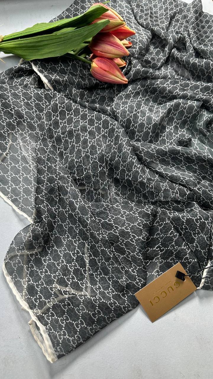 Палантин тонкий шарф Жоржет подбренд ☝️
Размер 180/70 📏...