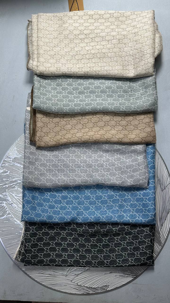 Палантин тонкий шарф Жоржет подбренд ☝️
Размер 180/70 📏...