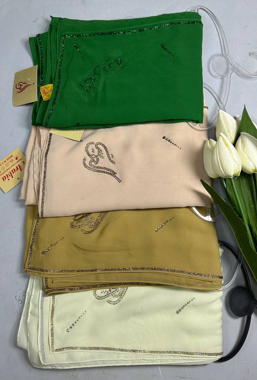 Новинки Жордет Дубай 🌙
платки тонкие к сезону ✨
Размер ...