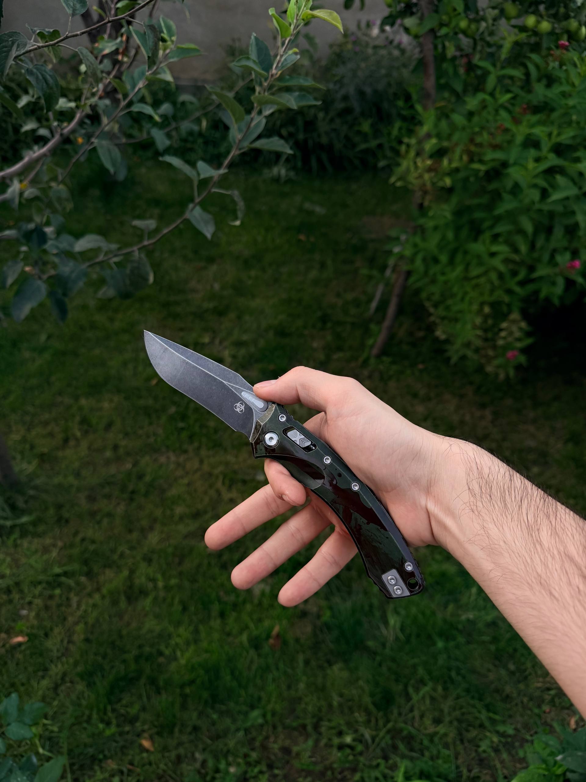 Microtech Amphibian