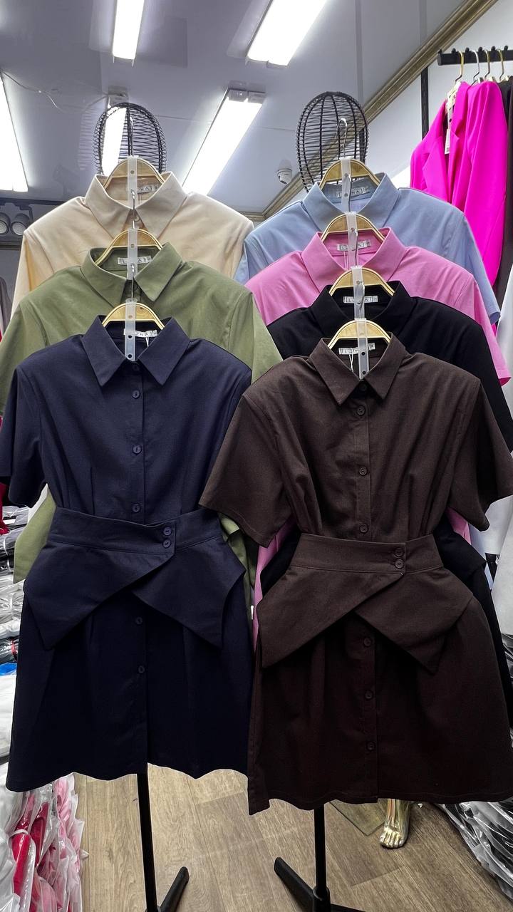 Стильное и универсальное платье, которое можно носить в...