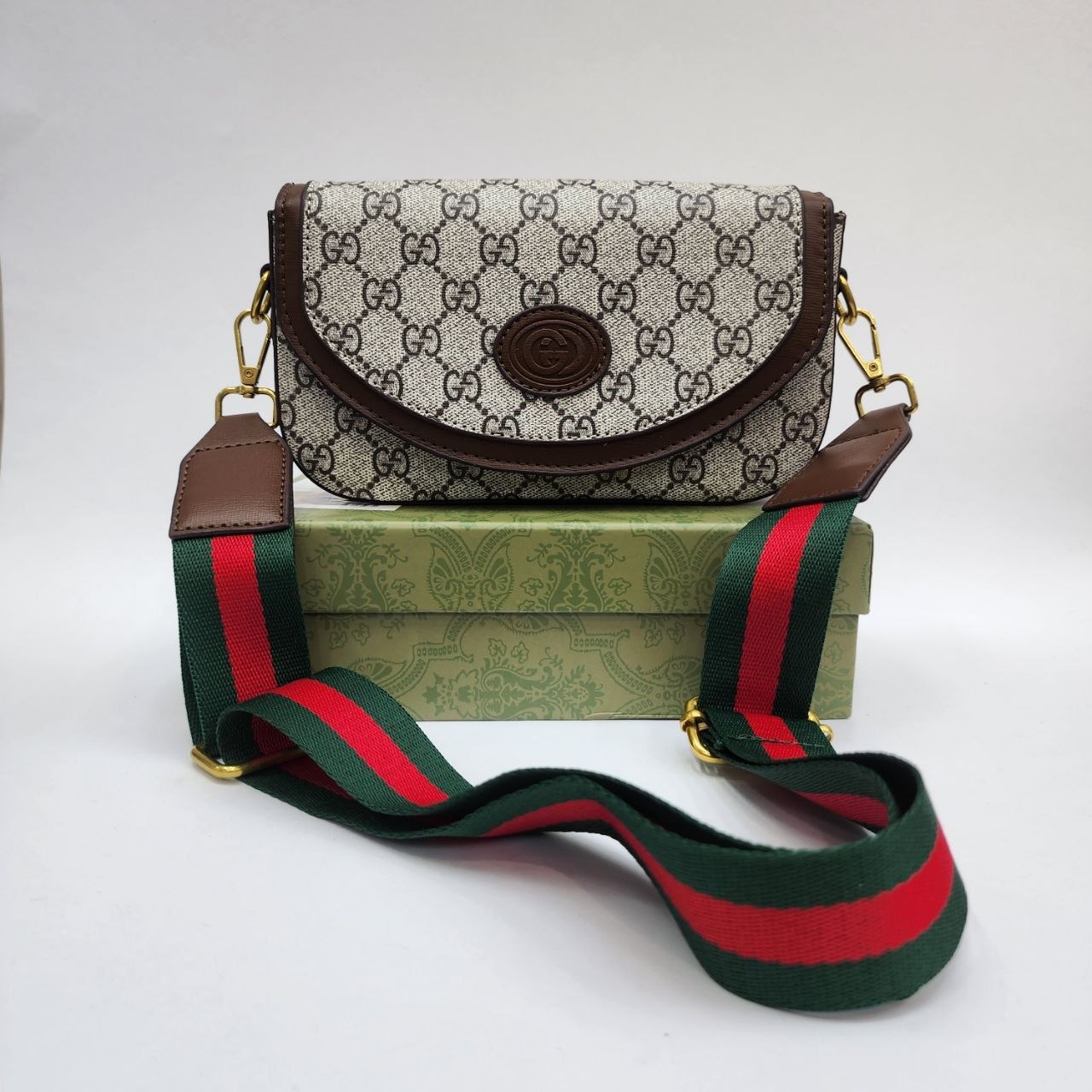 GUCCI 
Цена:...